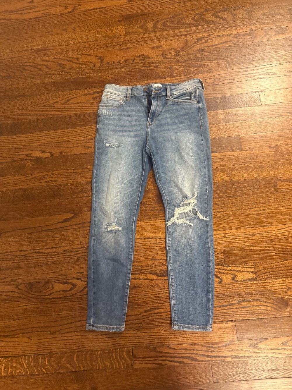 Studio Blue- Distressed Skinny Jeans- Size 29